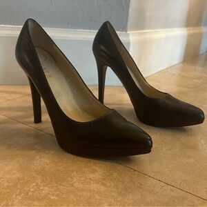 Like New Ralph Lauren Elegant Black Leather High Heels